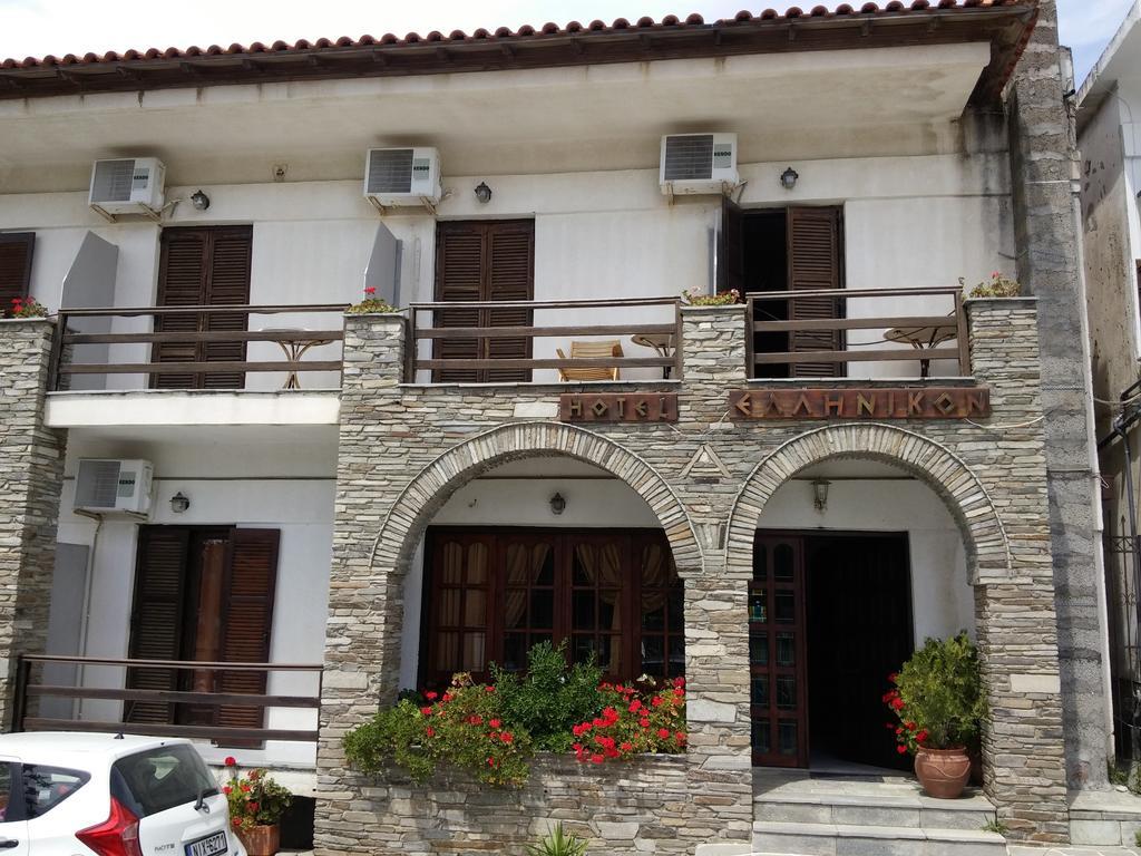 Hotel Hellinikon Ouranoupoli Exterior photo